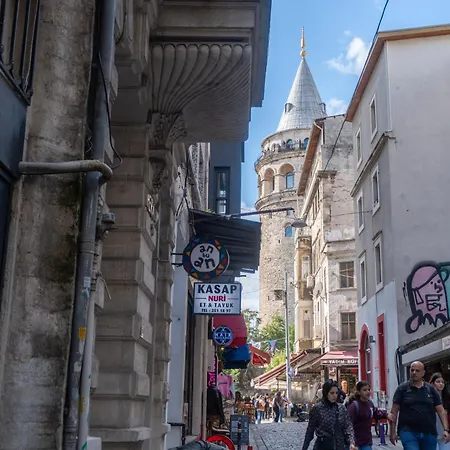 The Riviera Loft : Lovely 1br W/ Stunning Terrace Apartment Istanbul