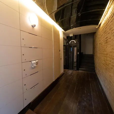 شقة The Riviera Loft : Lovely 1br W/ Stunning Terrace