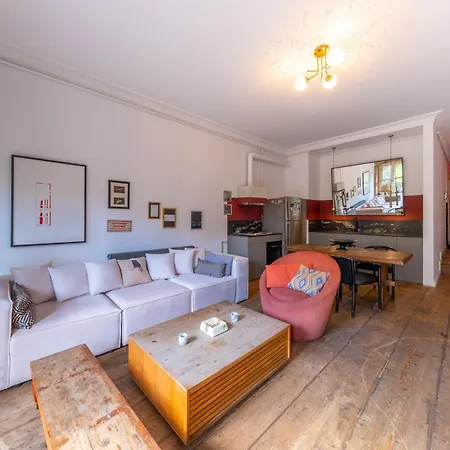The Riviera Loft : Lovely 1br W/ Stunning Terrace شقة