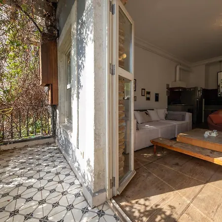 The Riviera Loft : Lovely 1br W/ Stunning Terrace * İstanbul