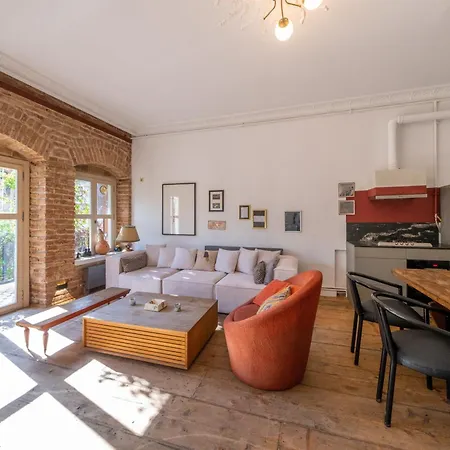 דירה The Riviera Loft : Lovely 1br W/ Stunning Terrace